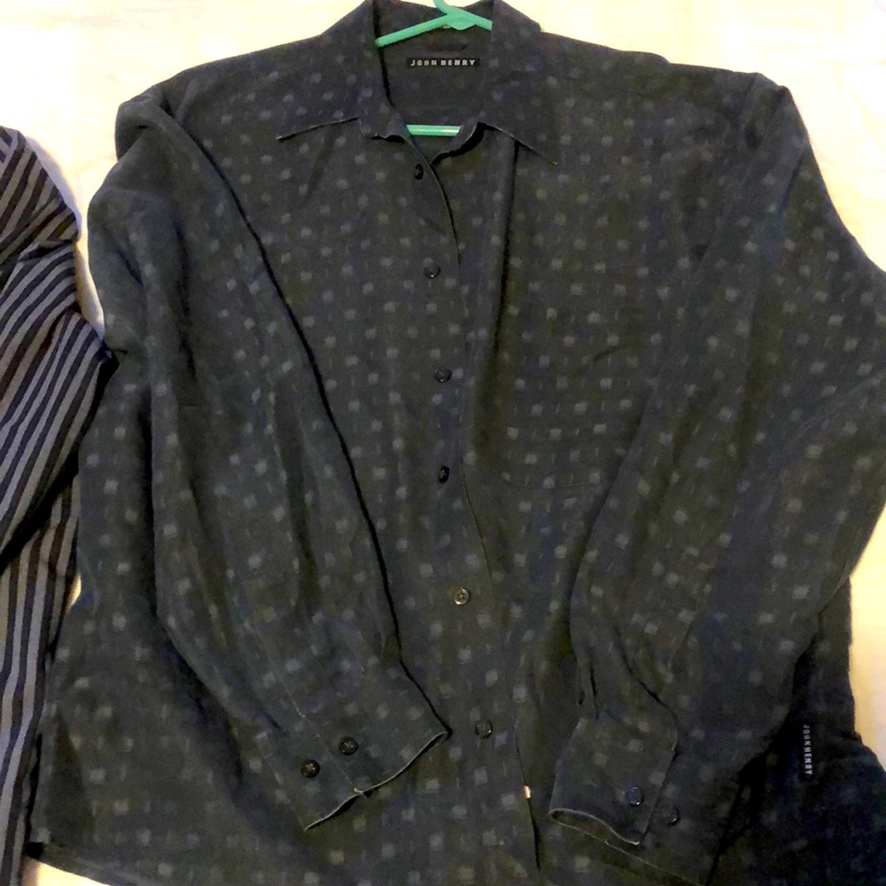 John Henry men’s dress shirt